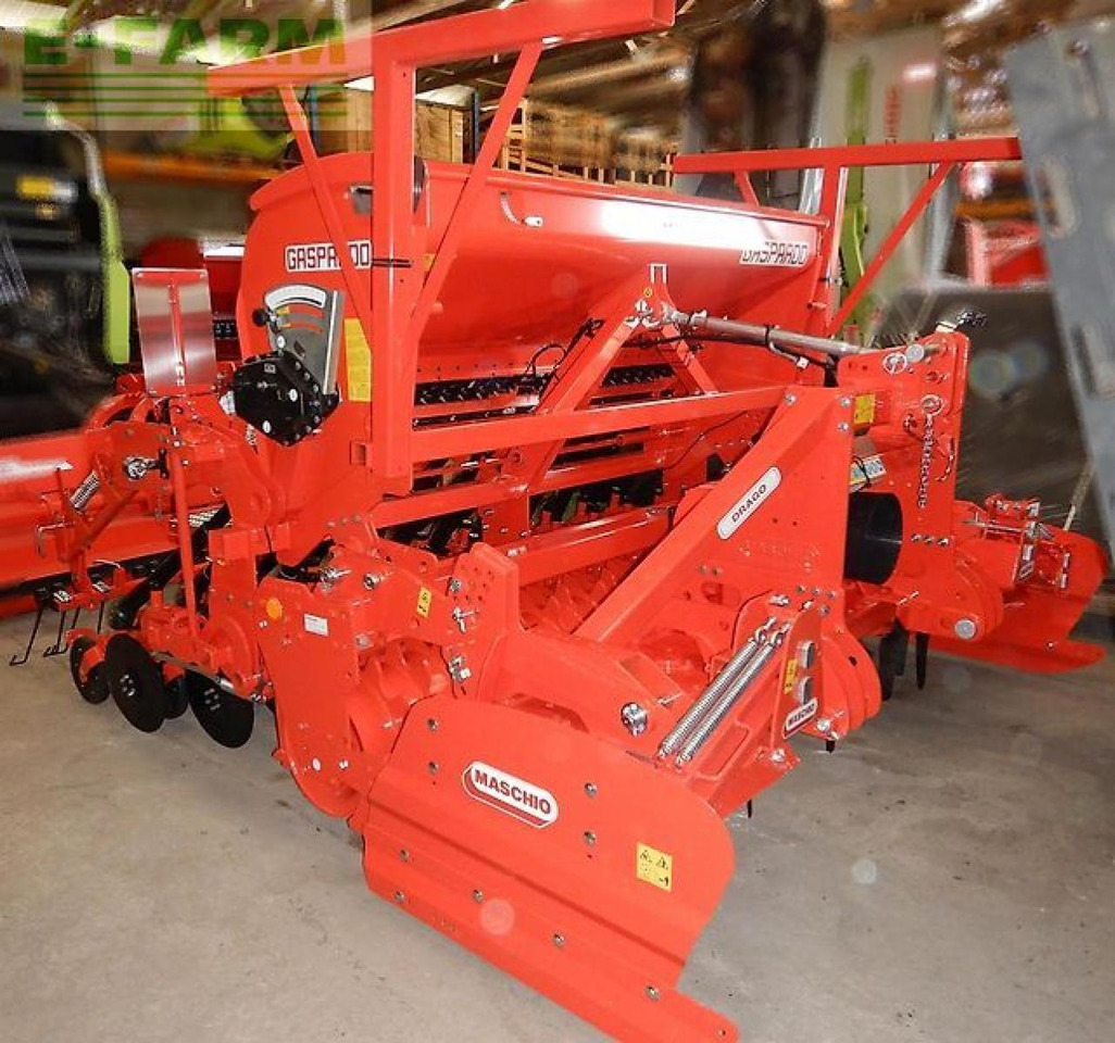 Maschio dc-claasic 2500 + dama 250 20 corex + - Maquina para lavrar a terra: foto 2 Maschio dc-claasic 2500 + dama 250 20 corex + - Maquina para lavrar a terra: foto 2