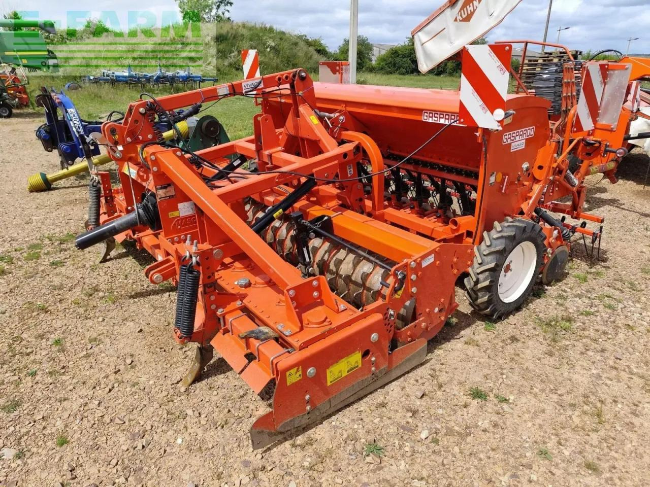 Maschio rapido dmr 3000 + nina 300 - Semeadora combinada: foto 1 Maschio rapido dmr 3000 + nina 300 - Semeadora combinada: foto 1