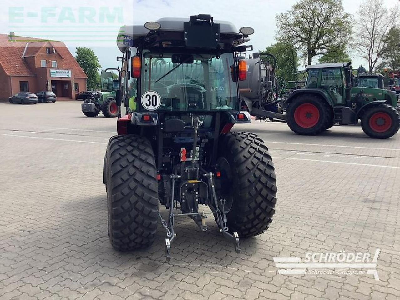 Massey Ferguson 1750 m hc - Trator: foto 4 Massey Ferguson 1750 m hc - Trator: foto 4