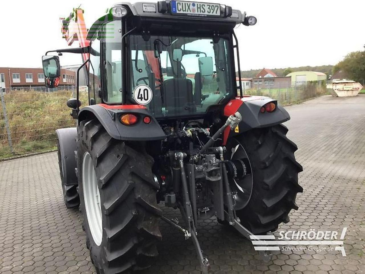 Massey Ferguson 4709 m cab essential - Trator: foto 4 Massey Ferguson 4709 m cab essential - Trator: foto 4