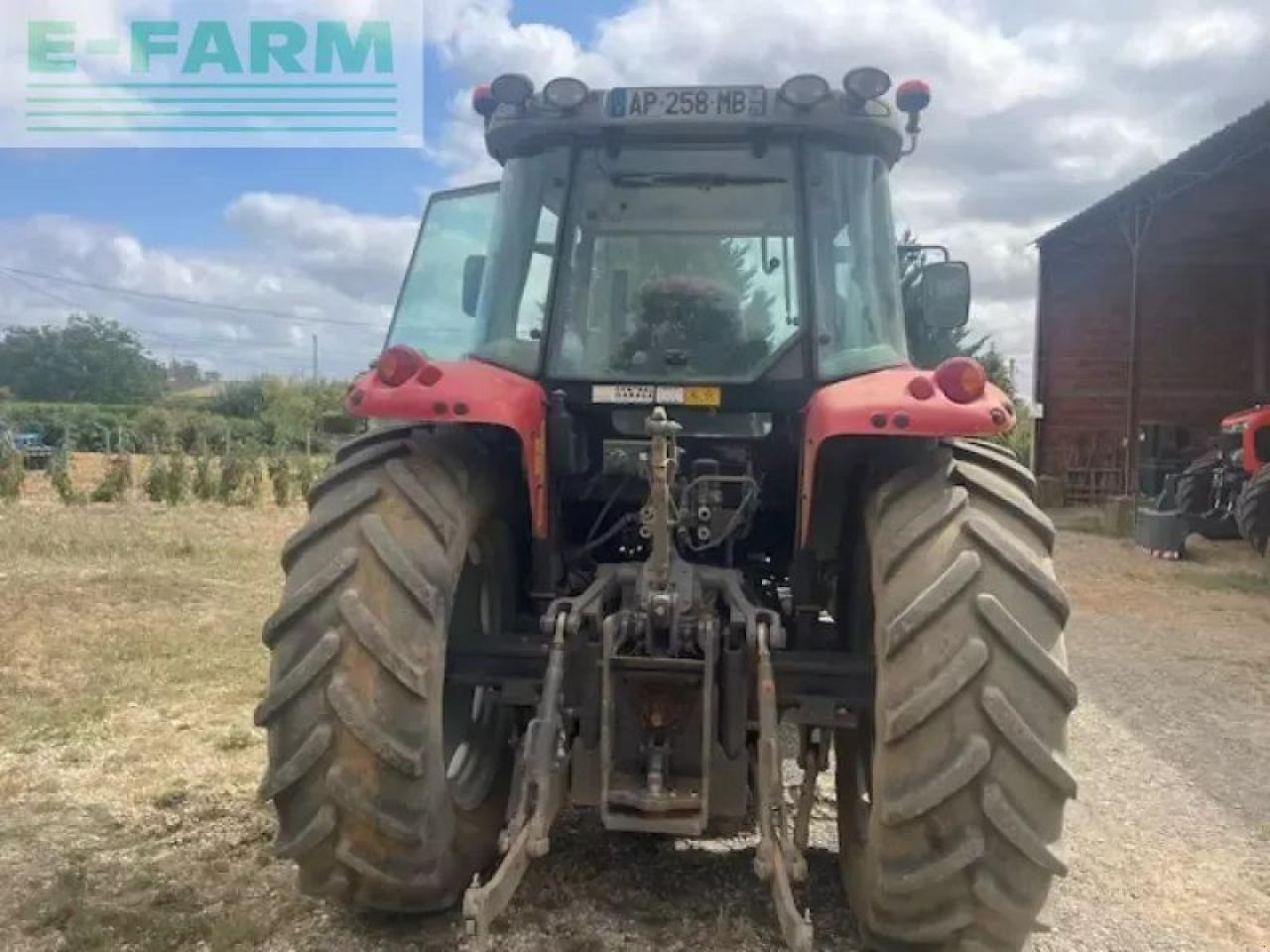 Massey Ferguson 5455 - Trator: foto 3 Massey Ferguson 5455 - Trator: foto 3