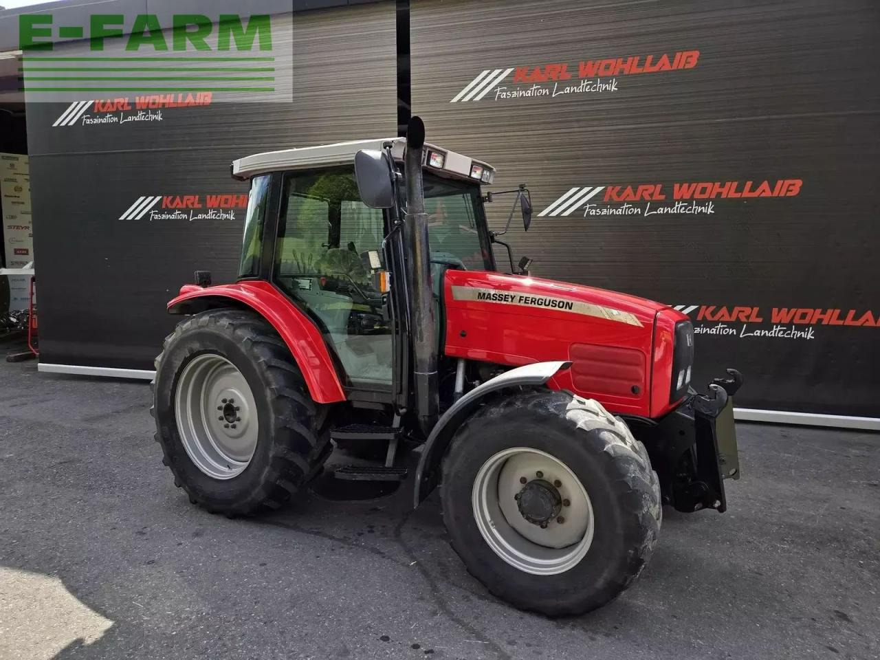 Trator Massey Ferguson 6235-4: foto 9 Trator Massey Ferguson 6235-4: foto 9