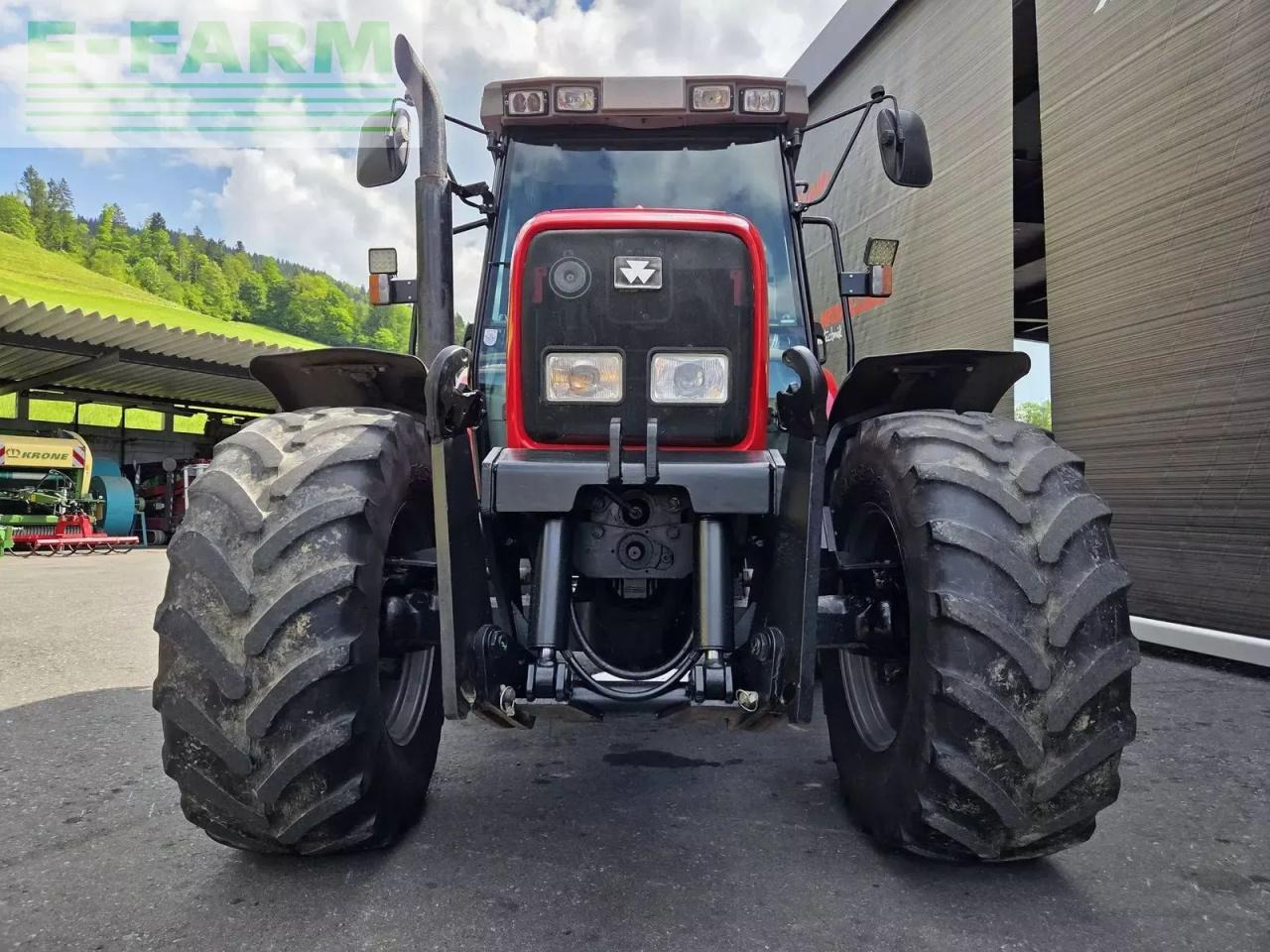 Trator Massey Ferguson 6235-4: foto 14 Trator Massey Ferguson 6235-4: foto 14