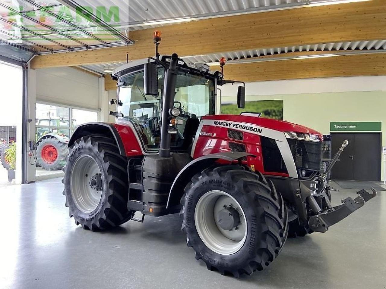 Massey Ferguson 8s.225 dyna e-power - Trator: foto 1 Massey Ferguson 8s.225 dyna e-power - Trator: foto 1