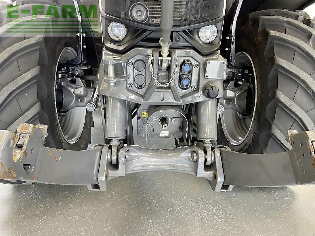 Massey Ferguson 8s.225 dyna e-power - Trator: foto 5 Massey Ferguson 8s.225 dyna e-power - Trator: foto 5