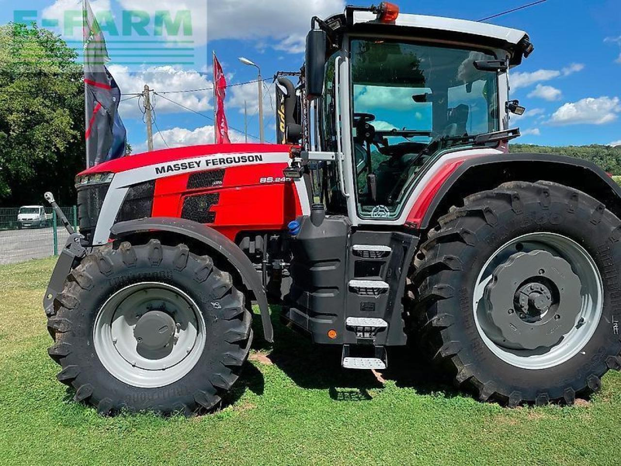 Massey Ferguson 8s.245 dyna-7 exclusive Exclusive - Trator: foto 2 Massey Ferguson 8s.245 dyna-7 exclusive Exclusive - Trator: foto 2