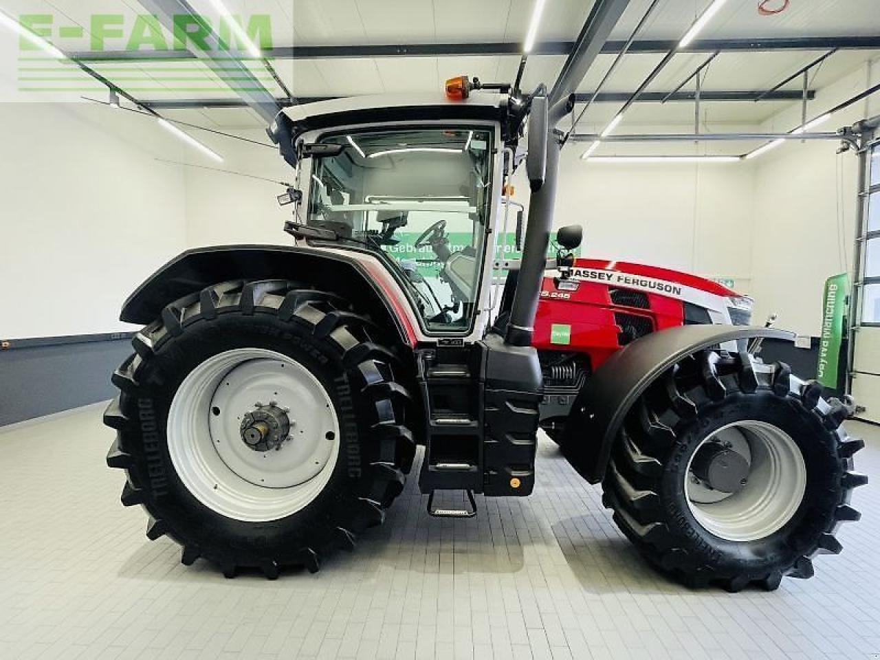 Massey Ferguson 8s.245 dyna-vt exclusive Exclusive - Trator: foto 4 Massey Ferguson 8s.245 dyna-vt exclusive Exclusive - Trator: foto 4