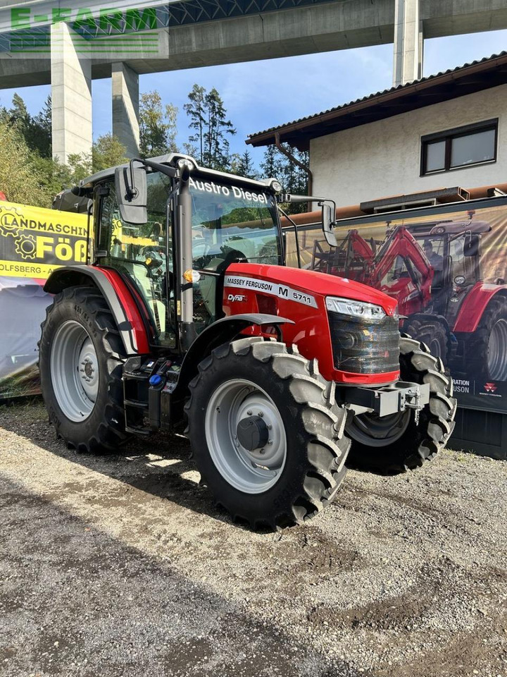Massey Ferguson mf 5710 m dyna-4 - Trator: foto 1 Massey Ferguson mf 5710 m dyna-4 - Trator: foto 1