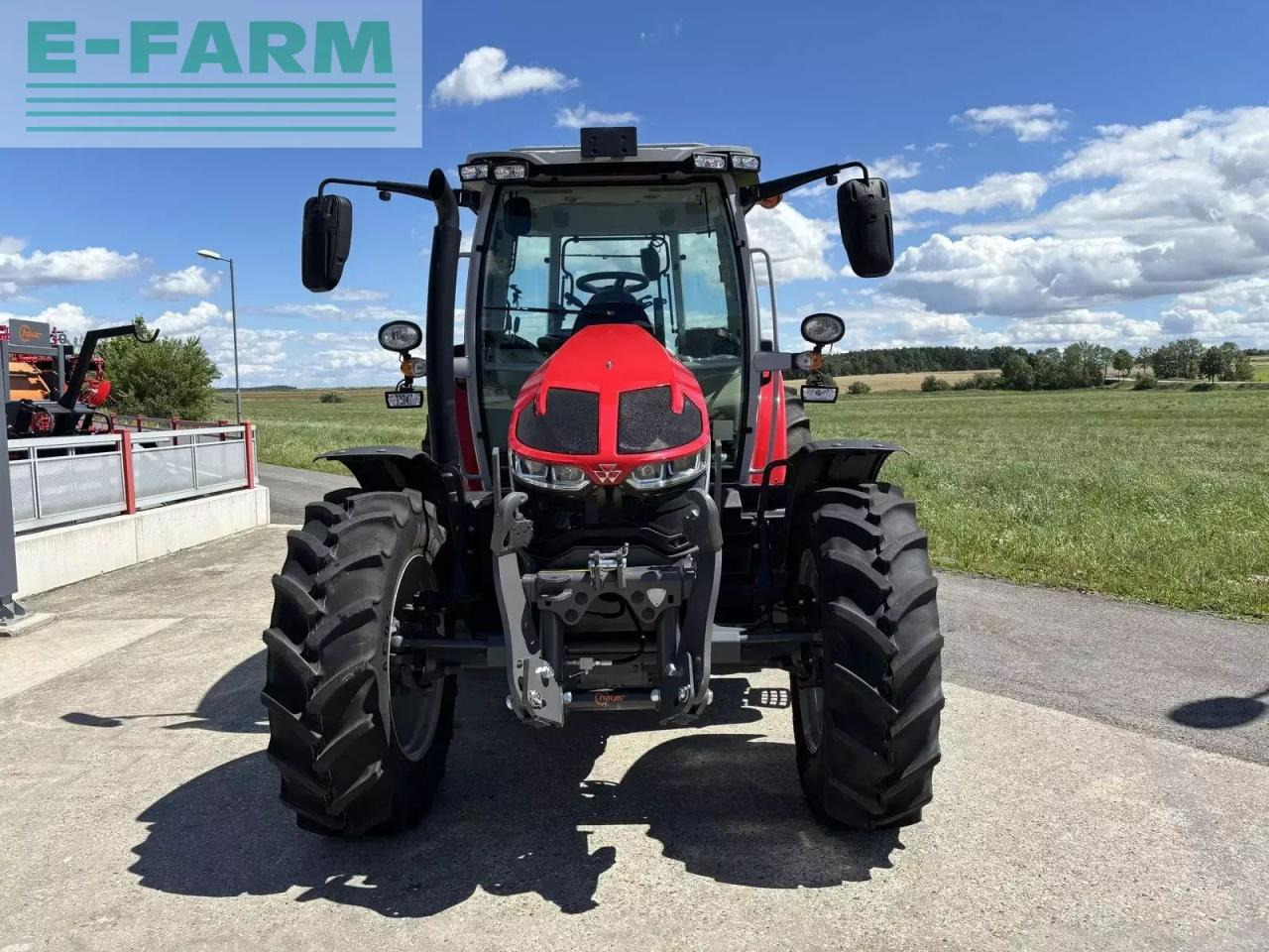 Massey Ferguson mf 5s.115 dyna-6 efficient Efficient - Trator: foto 2 Massey Ferguson mf 5s.115 dyna-6 efficient Efficient - Trator: foto 2