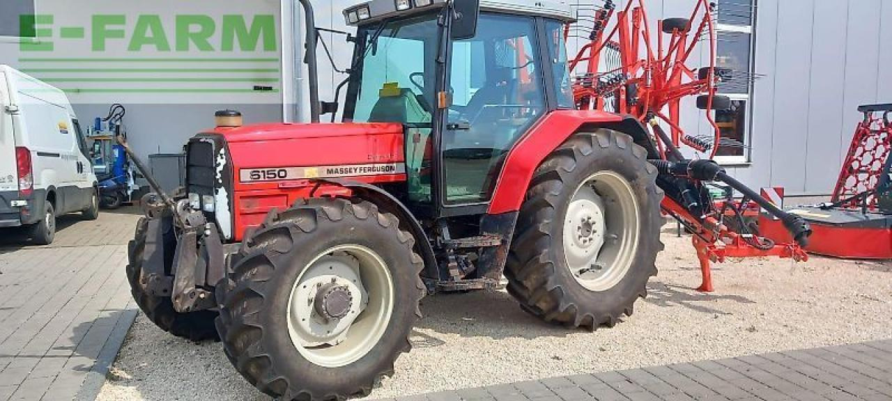 Massey Ferguson mf 6150 a / traktor / 100 ps / allrad / druckluft - Trator: foto 2 Massey Ferguson mf 6150 a / traktor / 100 ps / allrad / druckluft - Trator: foto 2