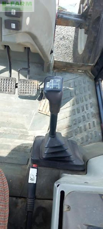 Massey Ferguson mf 6150 a / traktor / 100 ps / allrad / druckluft - Trator: foto 4 Massey Ferguson mf 6150 a / traktor / 100 ps / allrad / druckluft - Trator: foto 4