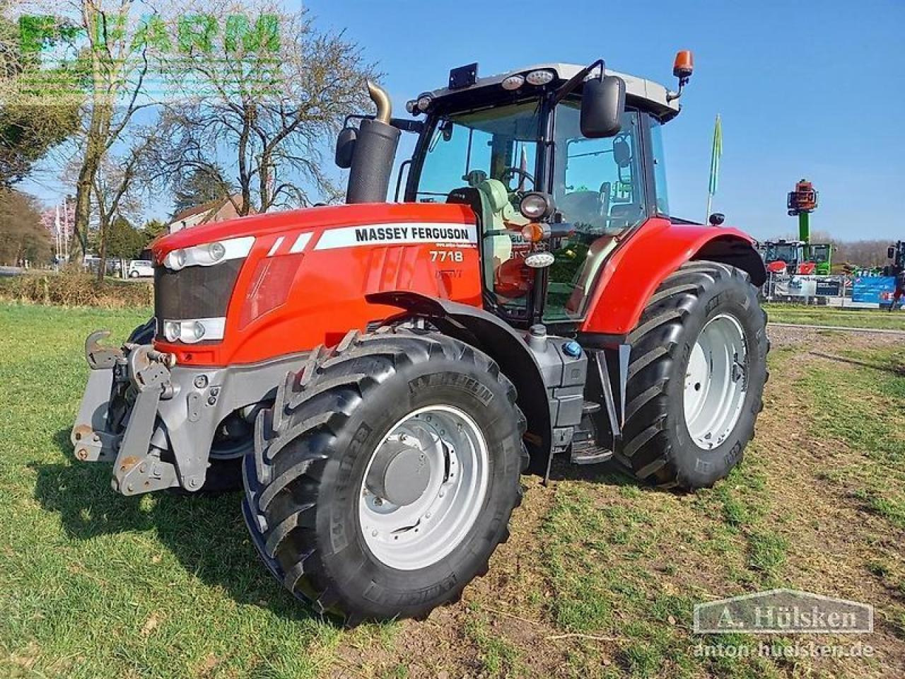 Massey Ferguson mf 7718 dyna-vt exclusive Exclusive - Trator: foto 3 Massey Ferguson mf 7718 dyna-vt exclusive Exclusive - Trator: foto 3