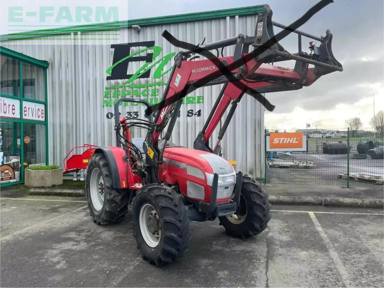 McCormick tracteur agricole c80l mc cormick - Trator: foto 2 McCormick tracteur agricole c80l mc cormick - Trator: foto 2