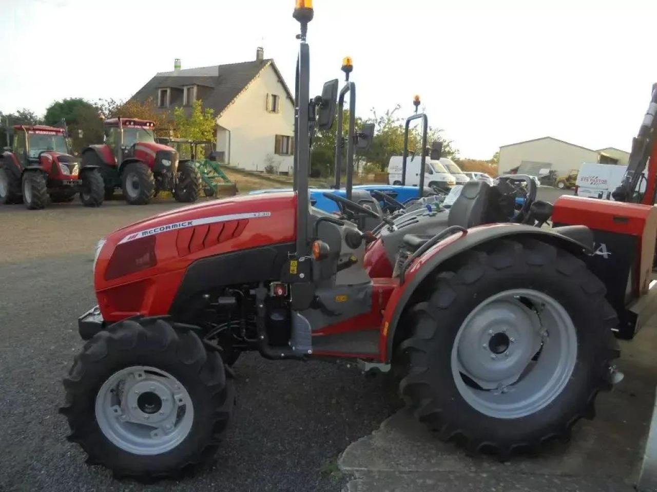 McCormick x2-55 - Trator: foto 2 McCormick x2-55 - Trator: foto 2