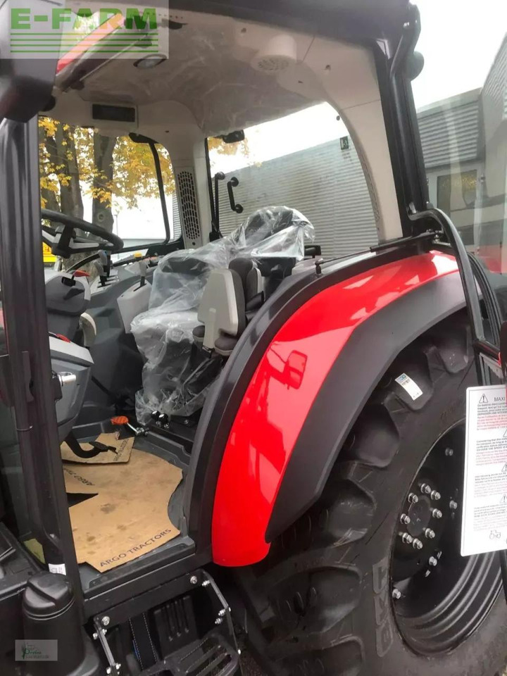 Trator McCormick x4.080: foto 10 Trator McCormick x4.080: foto 10