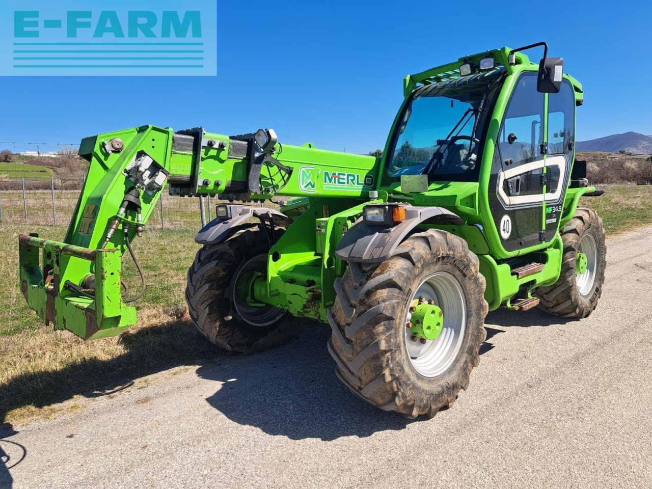 Merlo multifarmer 34,9 cs-cvtronic - Empilhador telescópico: foto 1 Merlo multifarmer 34,9 cs-cvtronic - Empilhador telescópico: foto 1