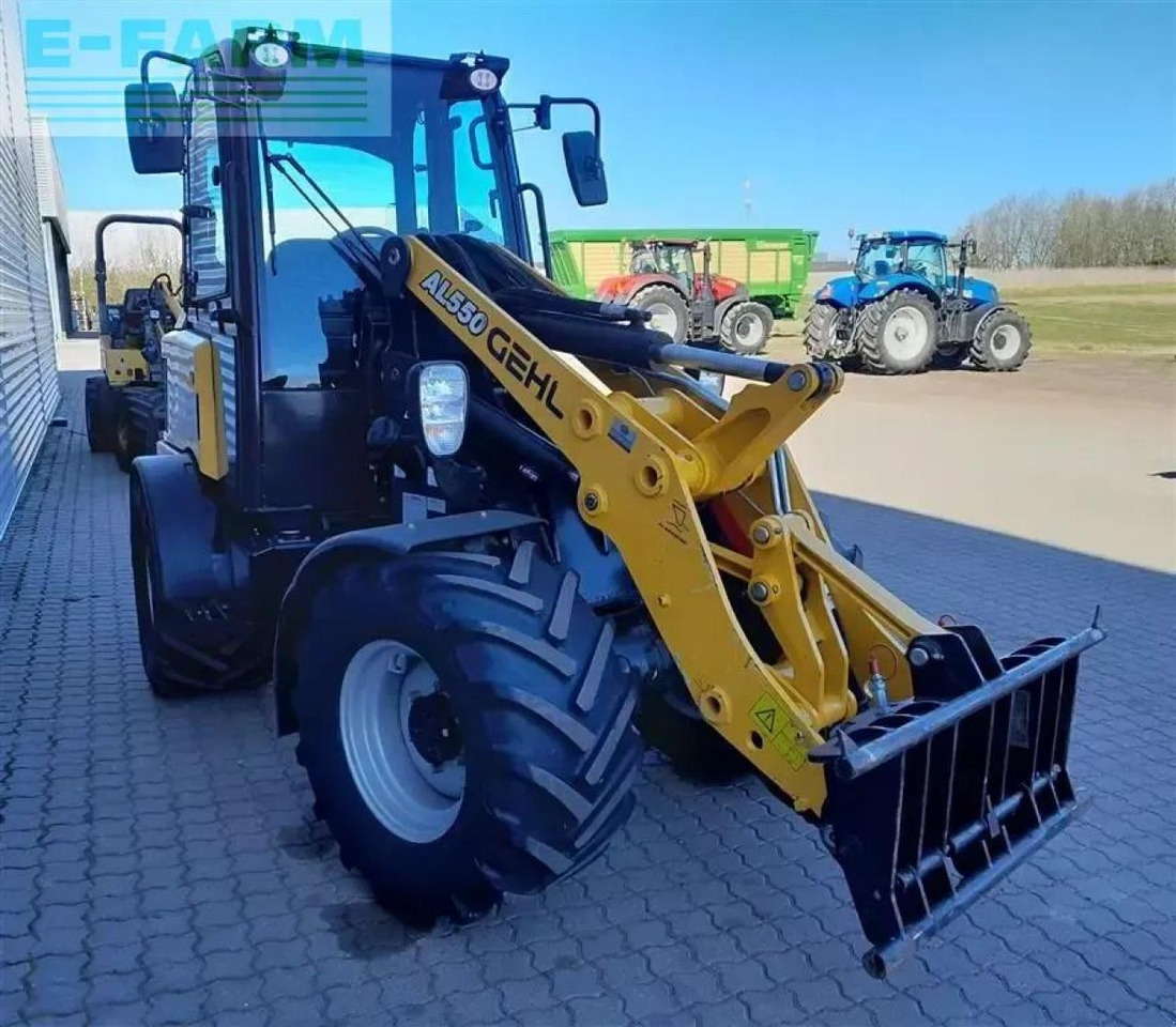 Mustang al550 m. kabine - Mini escavadeira: foto 5 Mustang al550 m. kabine - Mini escavadeira: foto 5