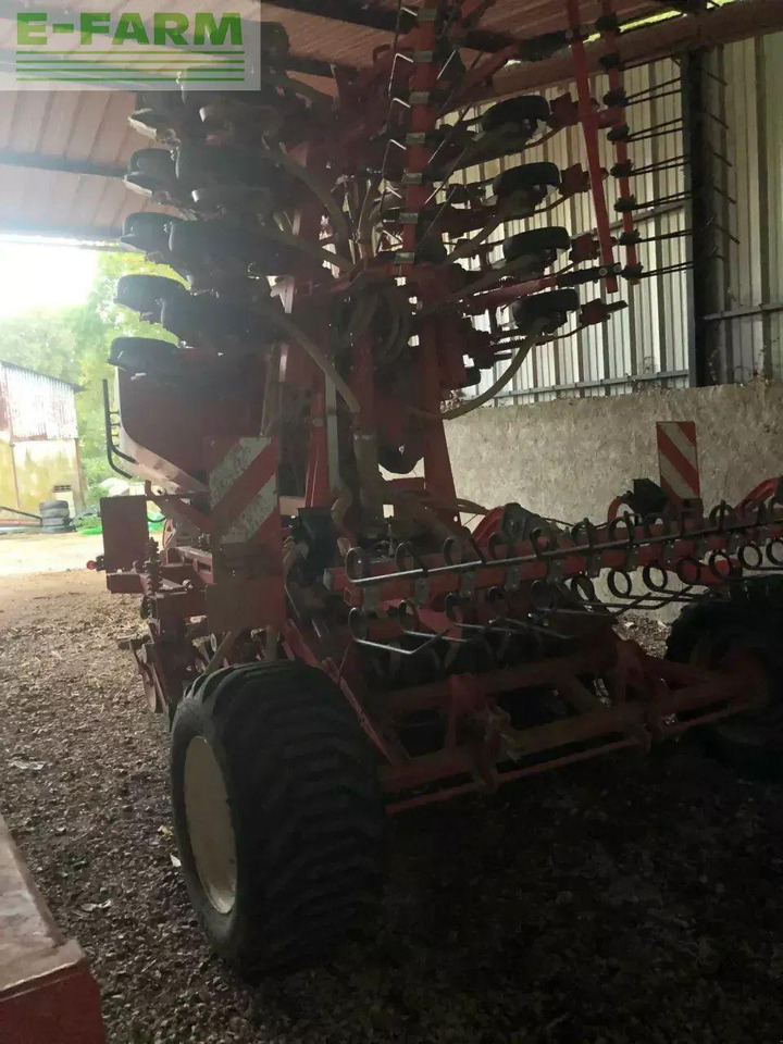 Mustang gigante 600 33 ro - Semeadora de precisão: foto 4 Mustang gigante 600 33 ro - Semeadora de precisão: foto 4