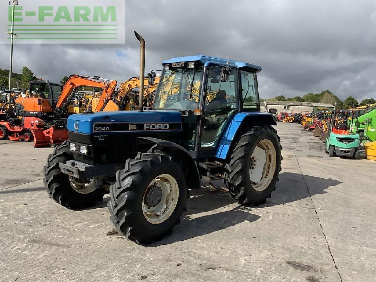 New Holland 7840 power star sle tractor (st24084) - Trator: foto 4 New Holland 7840 power star sle tractor (st24084) - Trator: foto 4