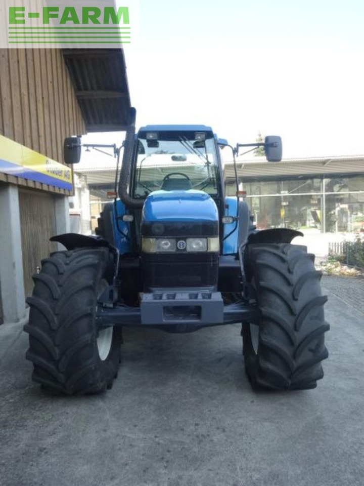 New Holland 8560/m160 - Trator: foto 2 New Holland 8560/m160 - Trator: foto 2
