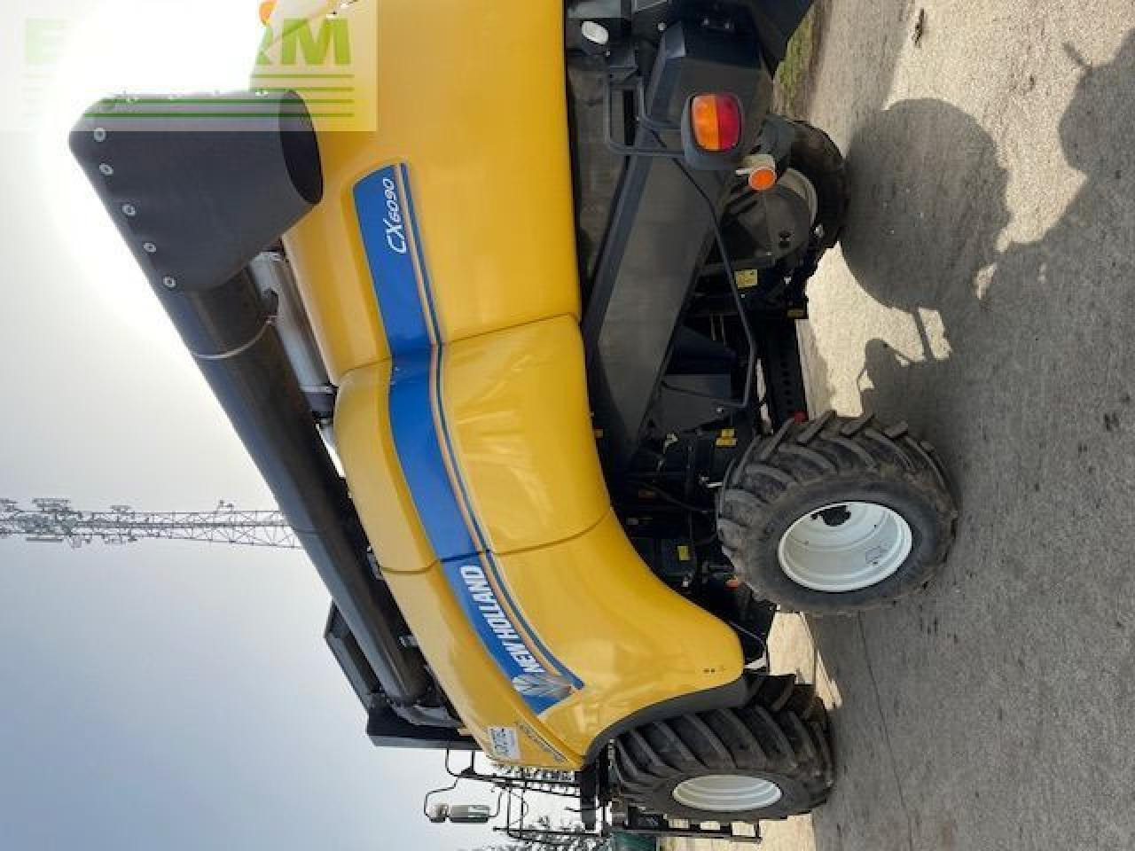 New Holland CX6090 - Ceifeira debulhadora: foto 5 New Holland CX6090 - Ceifeira debulhadora: foto 5