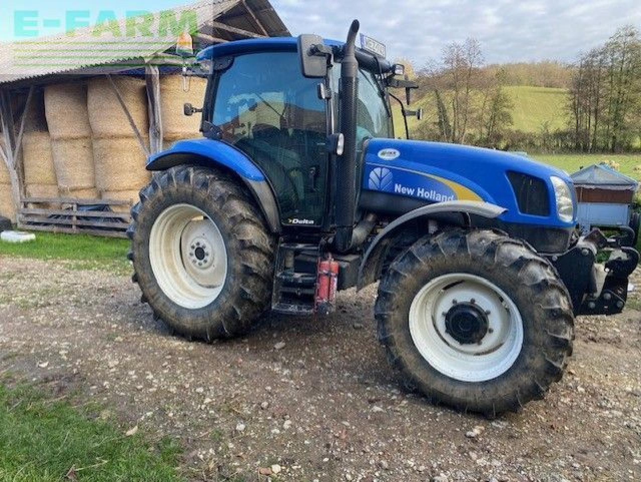 New Holland T6030 Delta Delta - Trator: foto 3 New Holland T6030 Delta Delta - Trator: foto 3