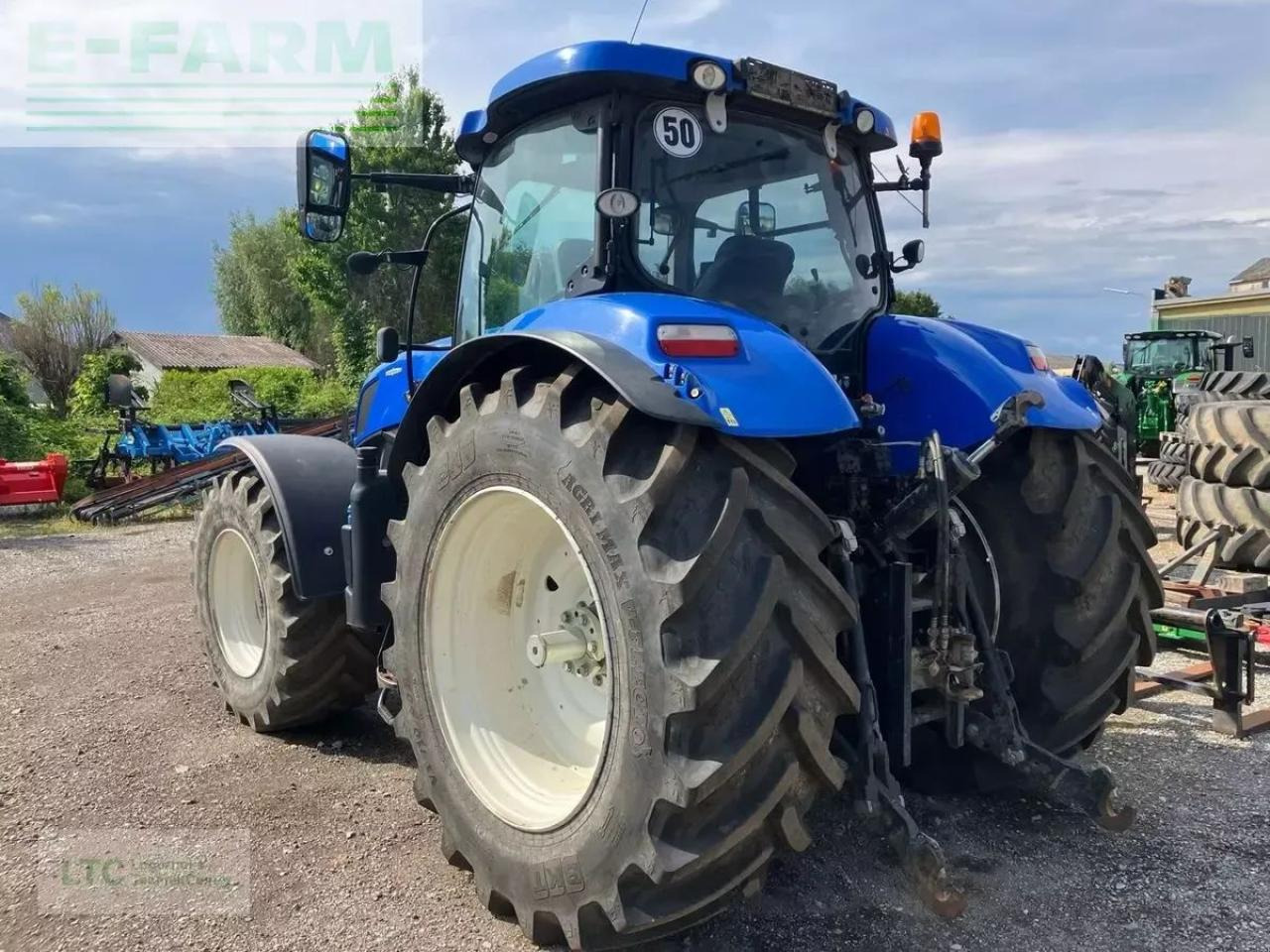 New Holland T7.220 - Trator: foto 4 New Holland T7.220 - Trator: foto 4