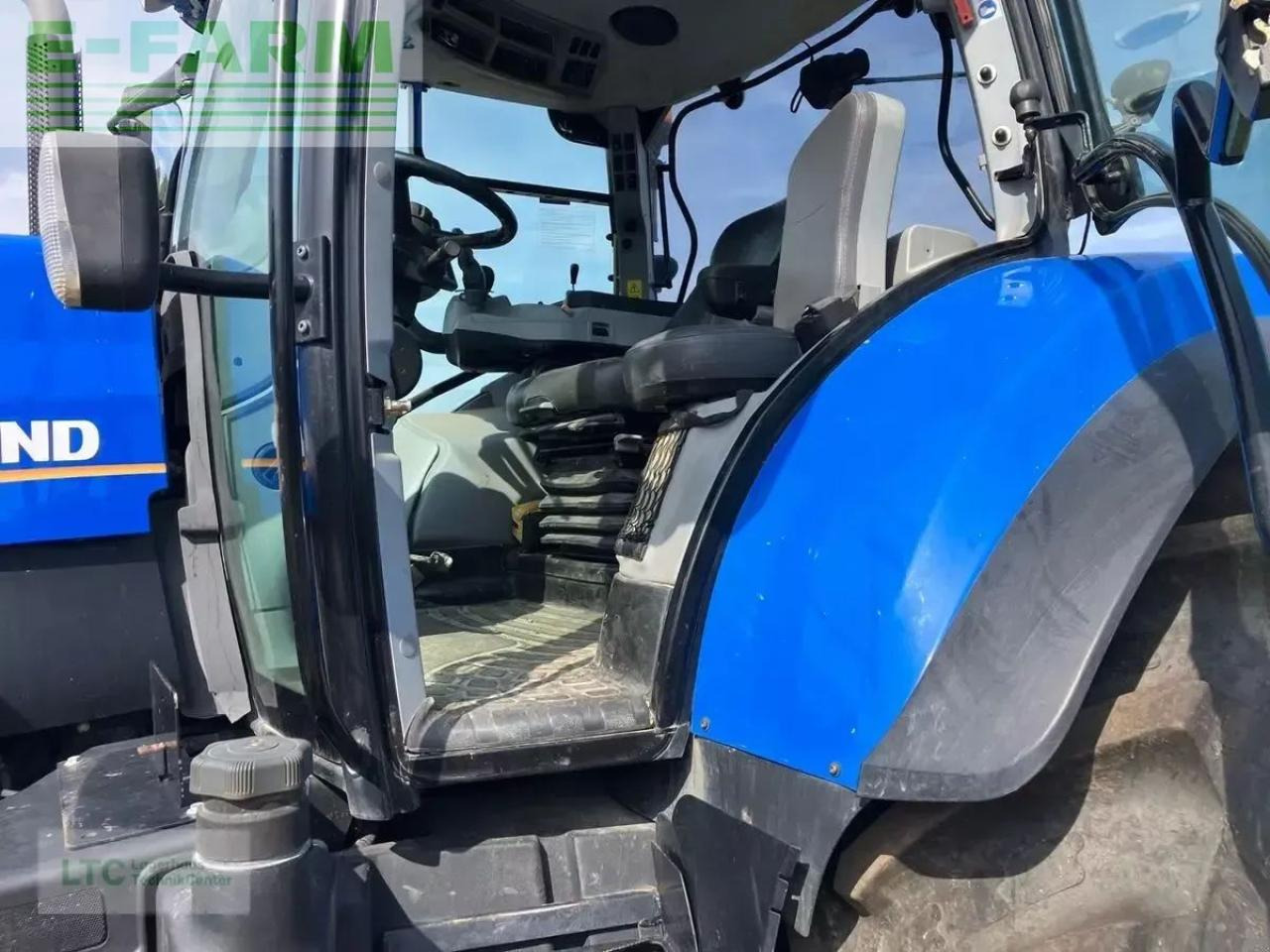 New Holland T7.220 - Trator: foto 5 New Holland T7.220 - Trator: foto 5