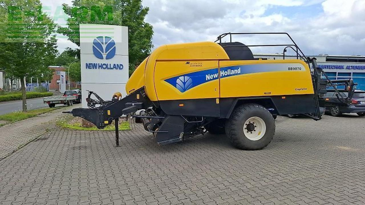New Holland bb 9070 / bb9070 - Enfardadeira de fardos quadrados: foto 2 New Holland bb 9070 / bb9070 - Enfardadeira de fardos quadrados: foto 2