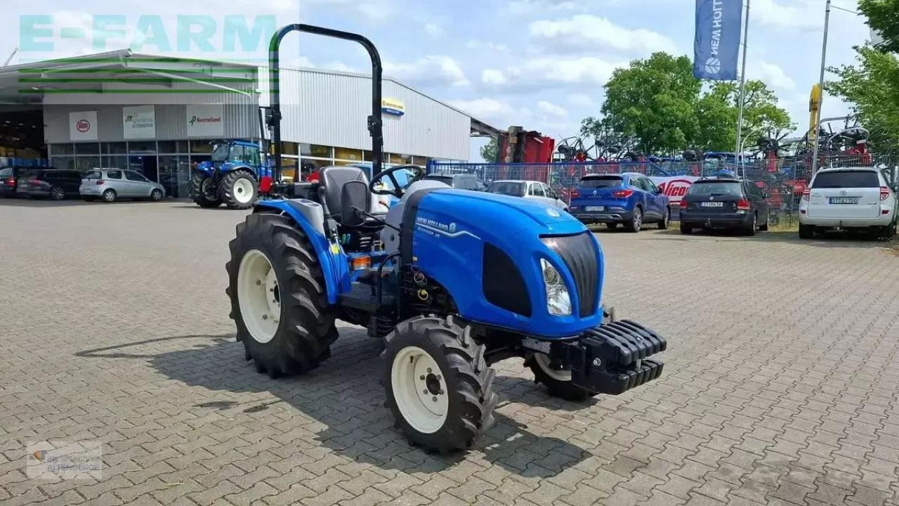 New Holland boomer 35 hydrostat - Trator: foto 4 New Holland boomer 35 hydrostat - Trator: foto 4