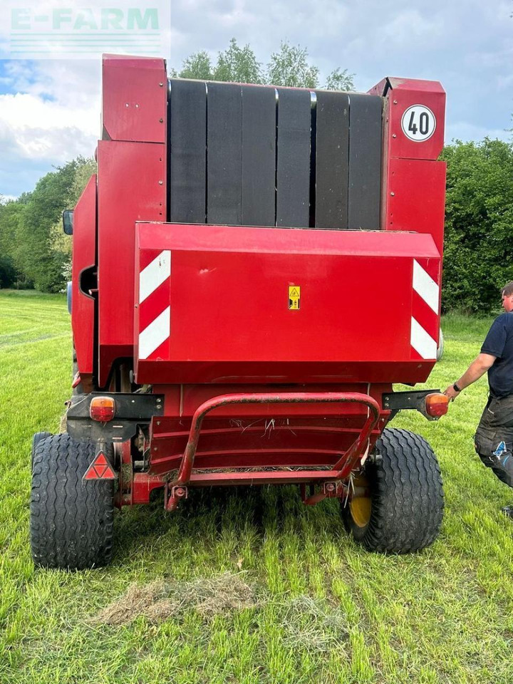 New Holland br 750 - Enfardadeira de fardos quadrados: foto 5 New Holland br 750 - Enfardadeira de fardos quadrados: foto 5