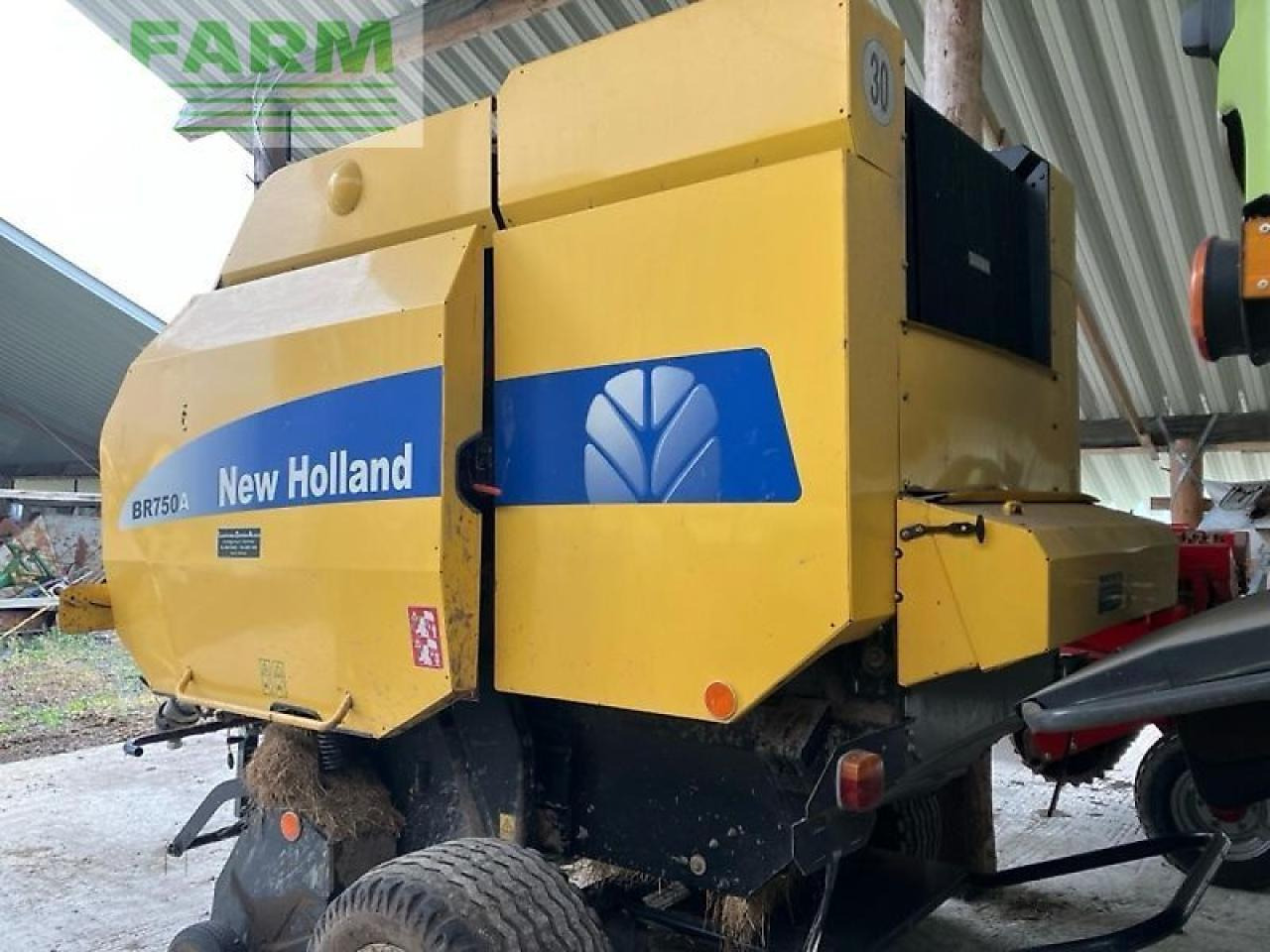 New Holland br 750 a - Enfardadeira de fardos quadrados: foto 2 New Holland br 750 a - Enfardadeira de fardos quadrados: foto 2