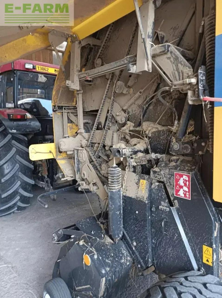 Enfardadeira de fardos quadrados New Holland br7070 crop cutter: foto 7