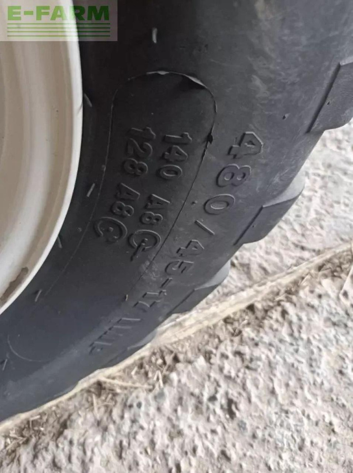 Enfardadeira de fardos quadrados New Holland br7070 crop cutter: foto 9