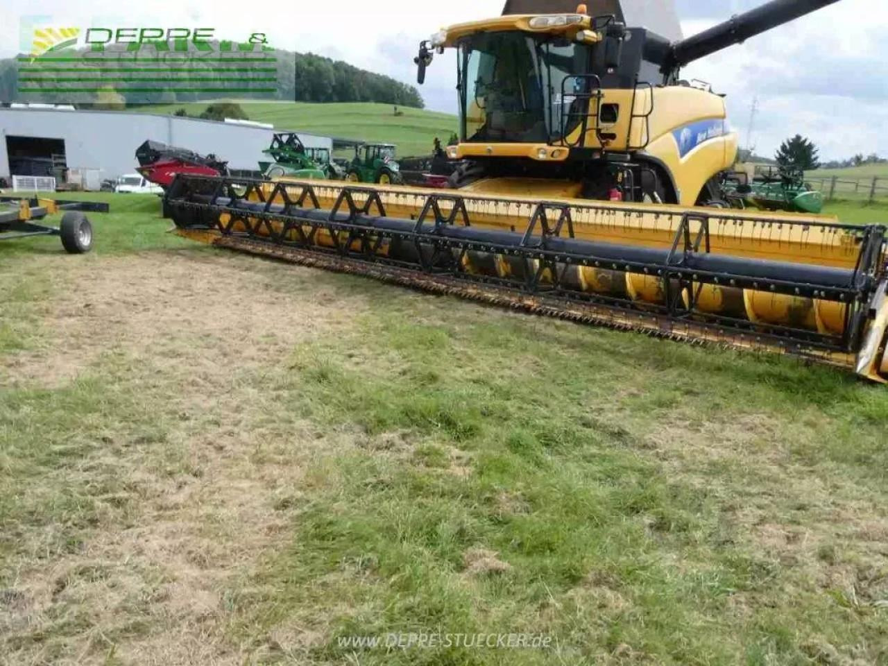 New Holland cr 9090 elevation - Ceifeira debulhadora: foto 2 New Holland cr 9090 elevation - Ceifeira debulhadora: foto 2