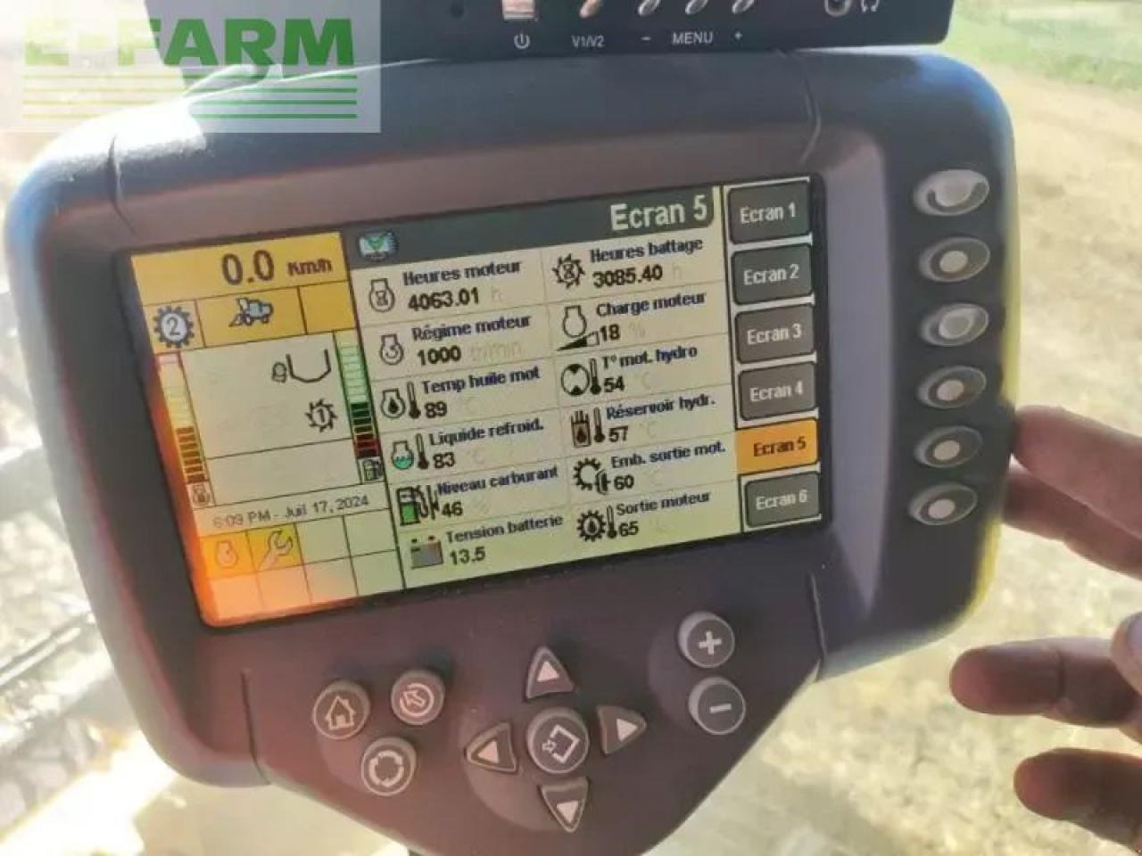 New Holland cr9060 - Ceifeira debulhadora: foto 3 New Holland cr9060 - Ceifeira debulhadora: foto 3