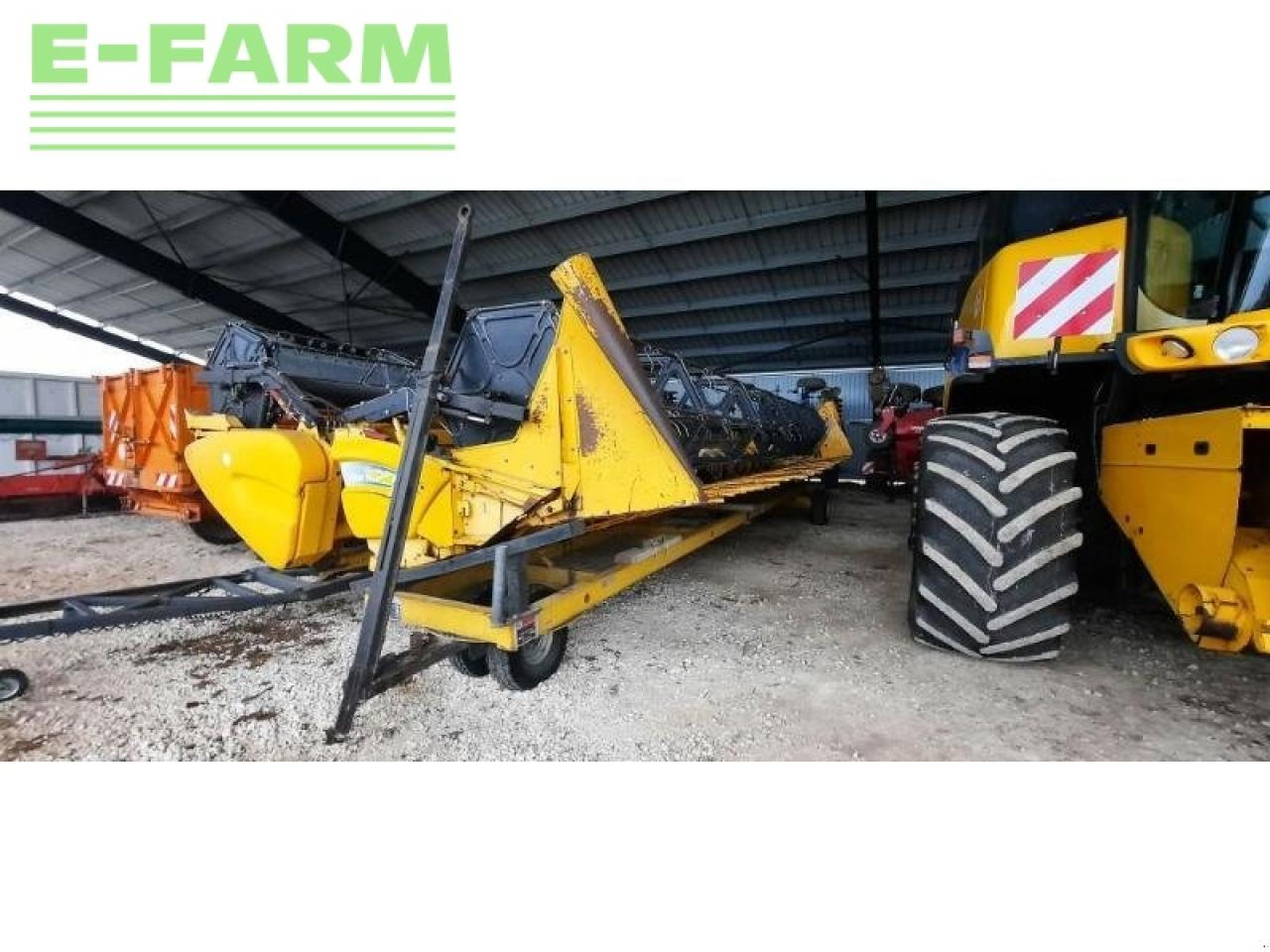 New Holland cr9080 - Ceifeira debulhadora: foto 4 New Holland cr9080 - Ceifeira debulhadora: foto 4