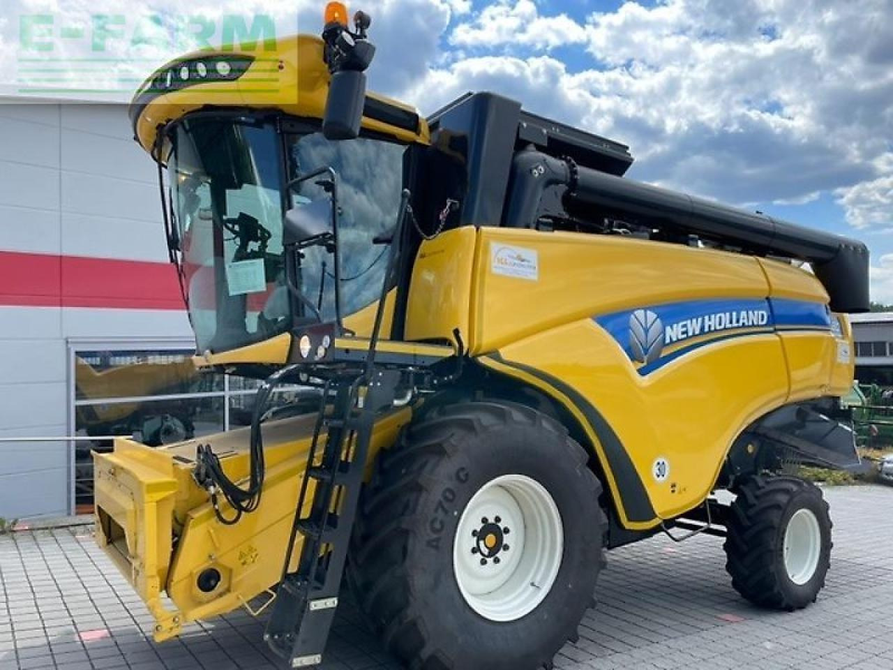 New Holland cx 5.80 - Ceifeira debulhadora: foto 2 New Holland cx 5.80 - Ceifeira debulhadora: foto 2