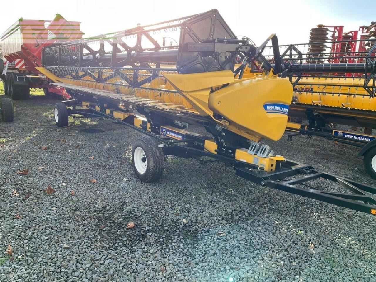 New Holland cx 6.90 schüttler + 25ft sw + sww - Ceifeira debulhadora: foto 2 New Holland cx 6.90 schüttler + 25ft sw + sww - Ceifeira debulhadora: foto 2
