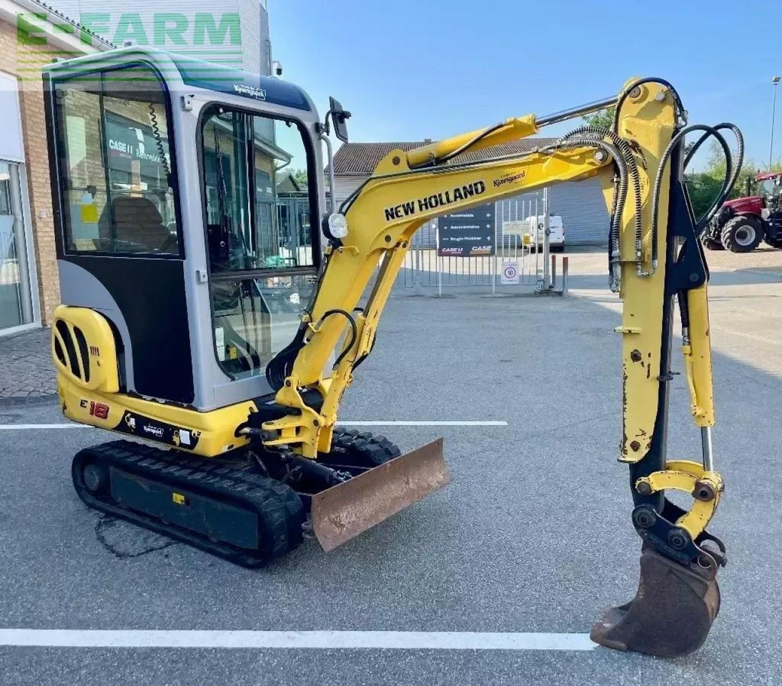 New Holland e 18 c - Mini escavadeira: foto 5 New Holland e 18 c - Mini escavadeira: foto 5