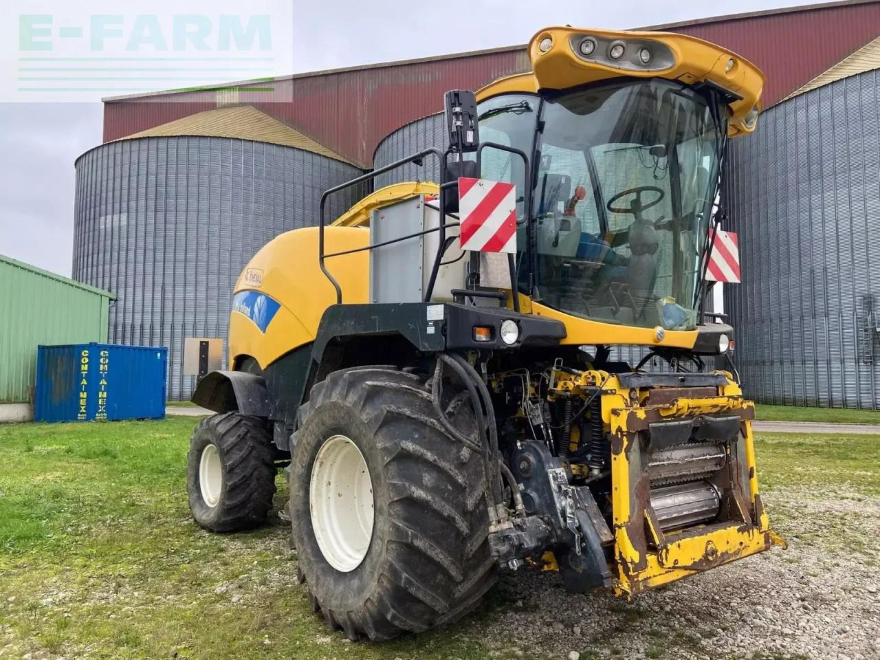 New Holland fr 9040 - Picadora de forragem automotriz: foto 1 New Holland fr 9040 - Picadora de forragem automotriz: foto 1