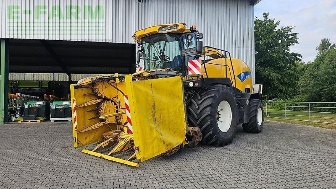 New Holland fr 9050 - Picadora de forragem automotriz: foto 1 New Holland fr 9050 - Picadora de forragem automotriz: foto 1