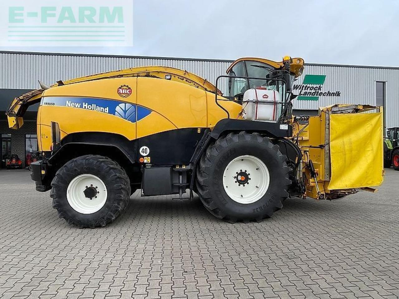 New Holland fr 9050 - Picadora de forragem automotriz: foto 2 New Holland fr 9050 - Picadora de forragem automotriz: foto 2
