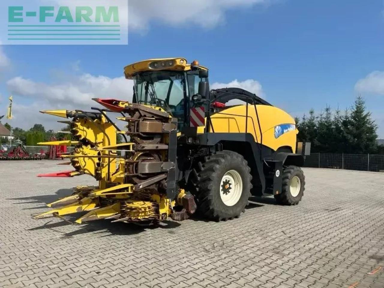 New Holland fr 9050 - Picadora de forragem automotriz: foto 1 New Holland fr 9050 - Picadora de forragem automotriz: foto 1