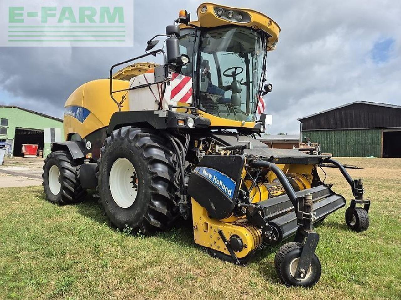 New Holland fr 9050 - Picadora de forragem automotriz: foto 3 New Holland fr 9050 - Picadora de forragem automotriz: foto 3
