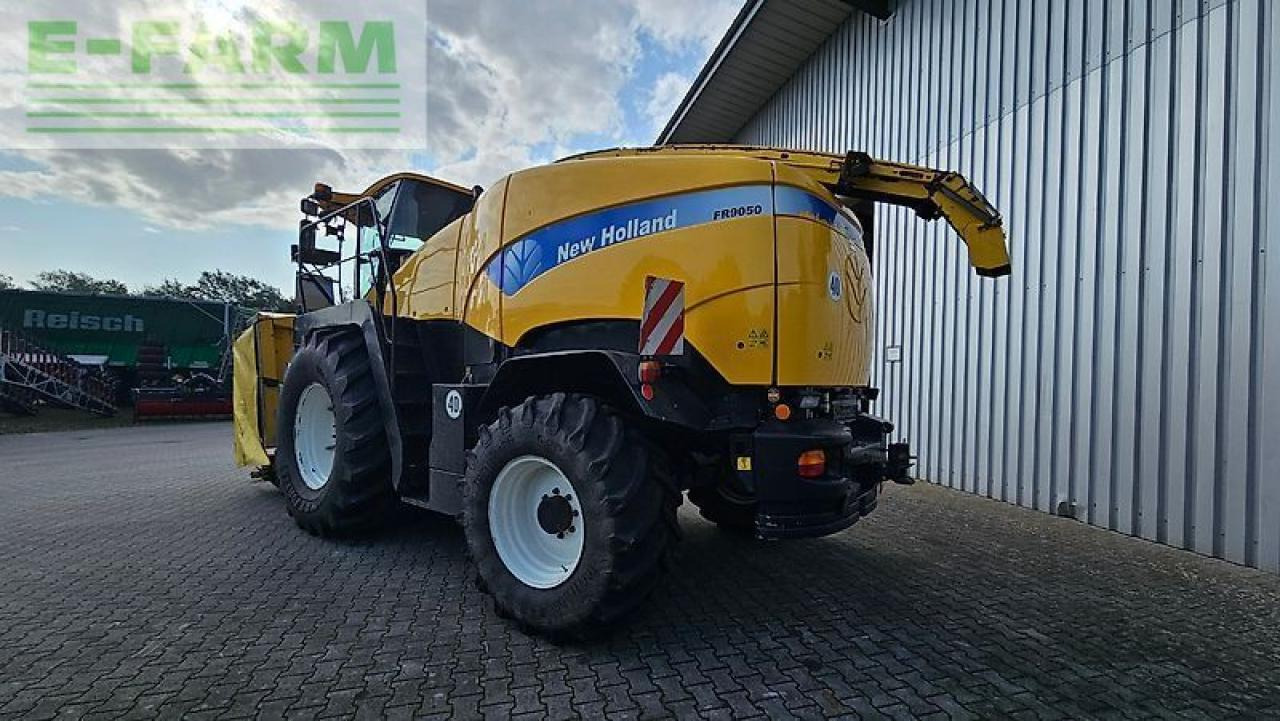New Holland fr 9050 - Picadora de forragem automotriz: foto 4 New Holland fr 9050 - Picadora de forragem automotriz: foto 4