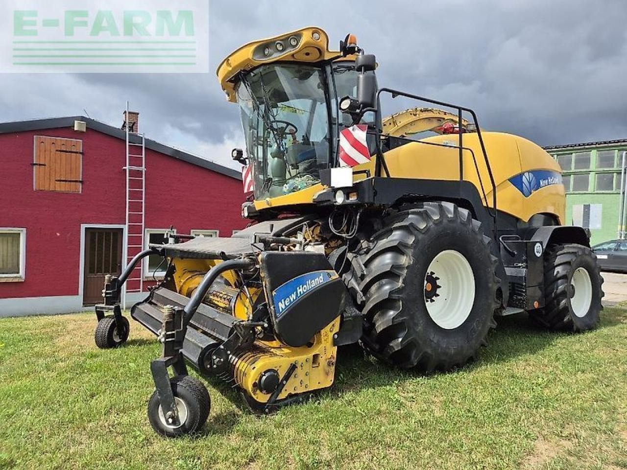 New Holland fr 9050 - Picadora de forragem automotriz: foto 1 New Holland fr 9050 - Picadora de forragem automotriz: foto 1