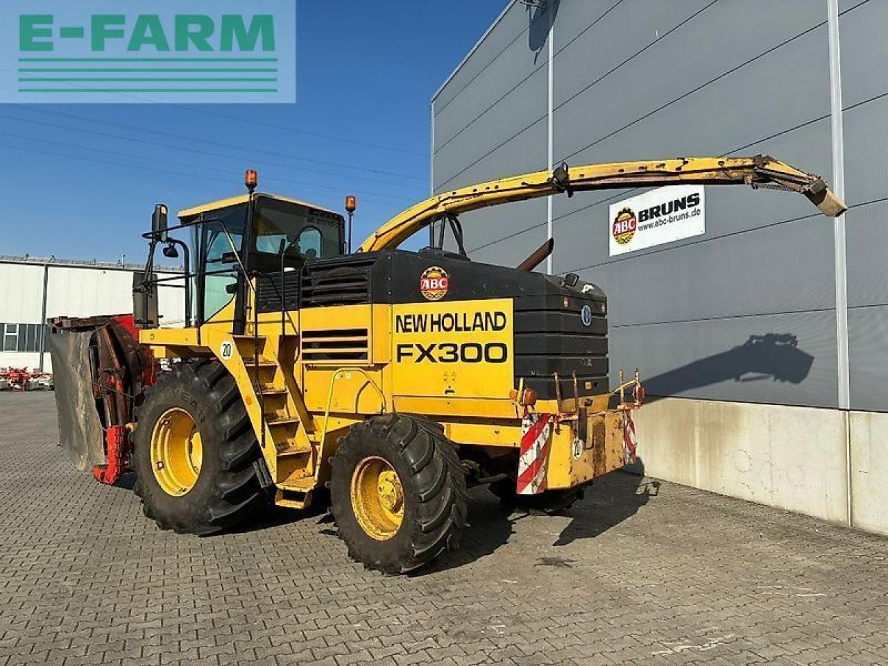 New Holland fx 300 - Picadora de forragem automotriz: foto 3 New Holland fx 300 - Picadora de forragem automotriz: foto 3