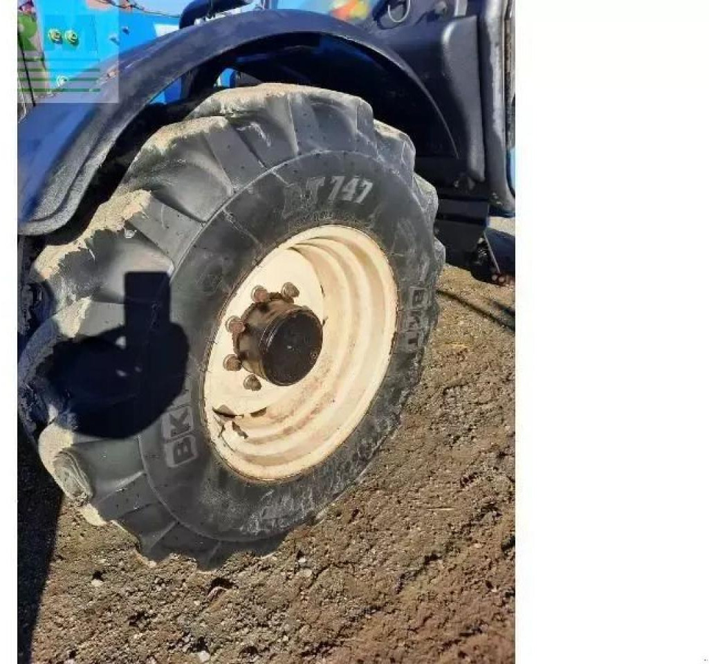 New Holland lm7-42 - Empilhador telescópico: foto 5 New Holland lm7-42 - Empilhador telescópico: foto 5