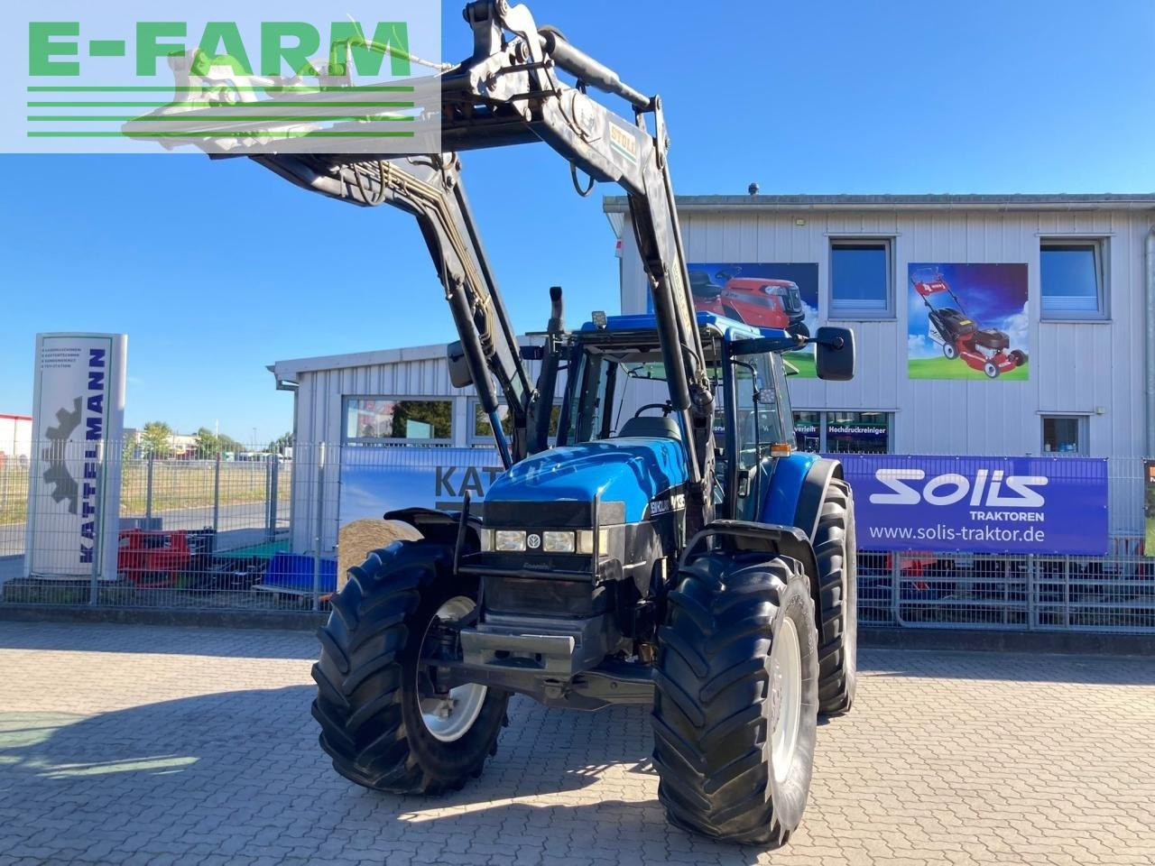 New Holland m 135 - Trator: foto 1 New Holland m 135 - Trator: foto 1